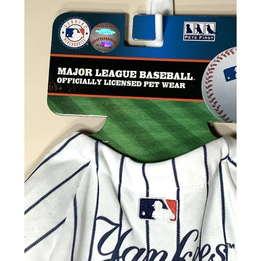 New York Yankees MLB Dog Jersey Small 9-15 lbs Pet First Pinstripe‎ Costume NEW